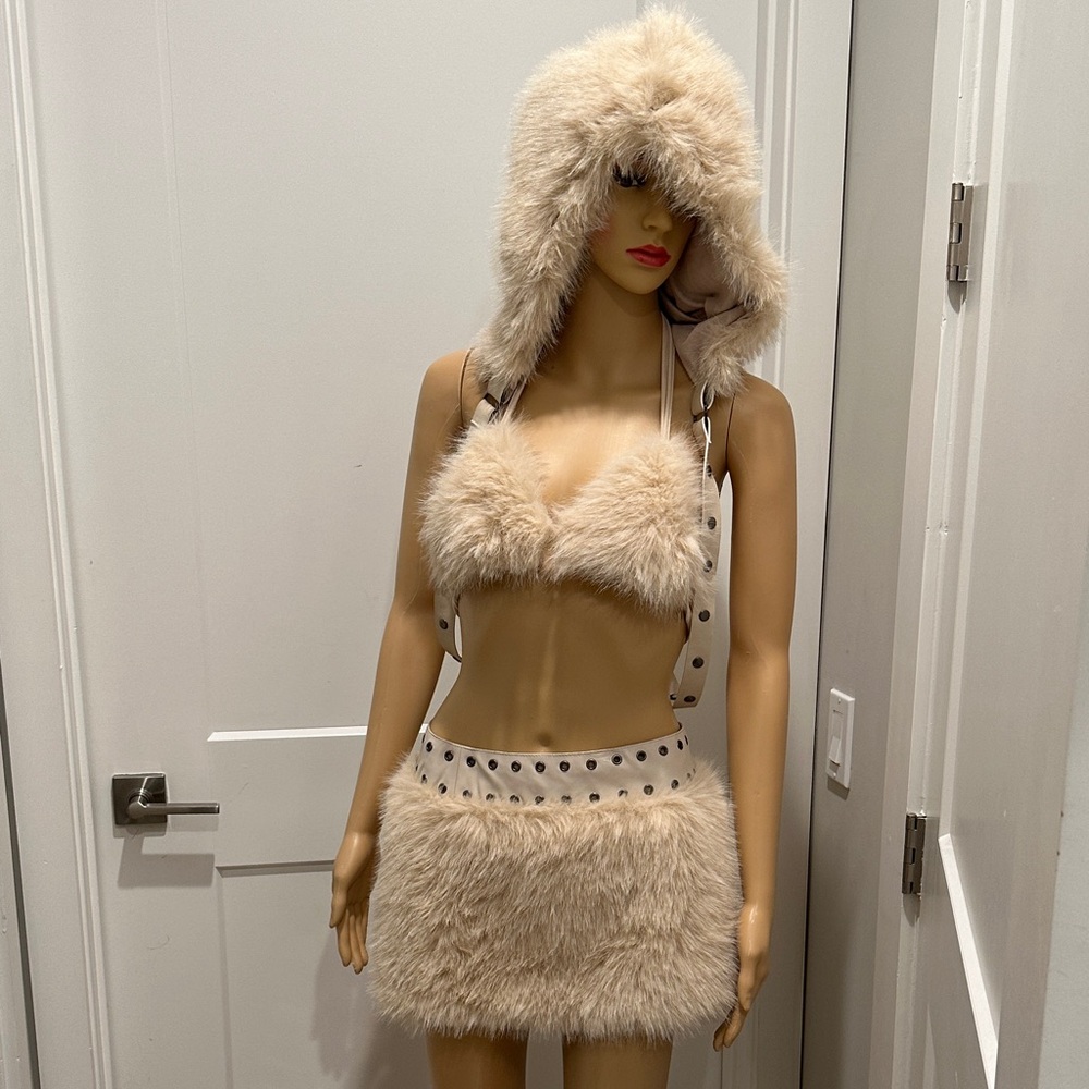 Club Exx Sample Set Faux Fur Harness Hood, top and skirt